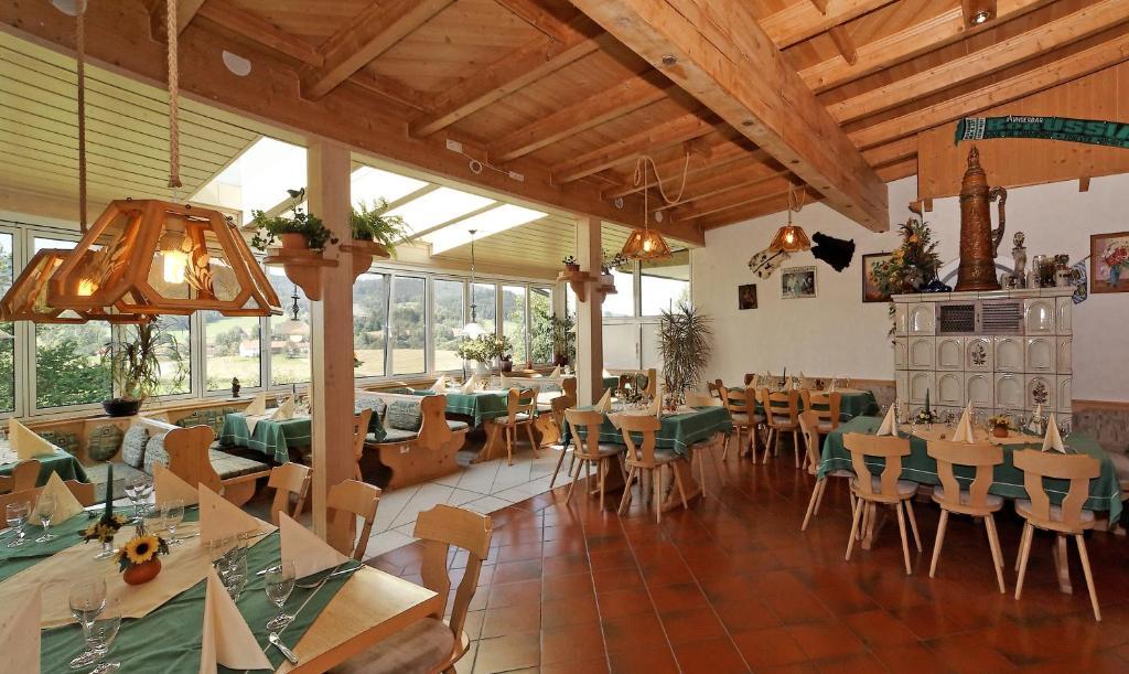 فندق Landhaus Maria Bed&Breakfast ريغين المظهر الخارجي الصورة